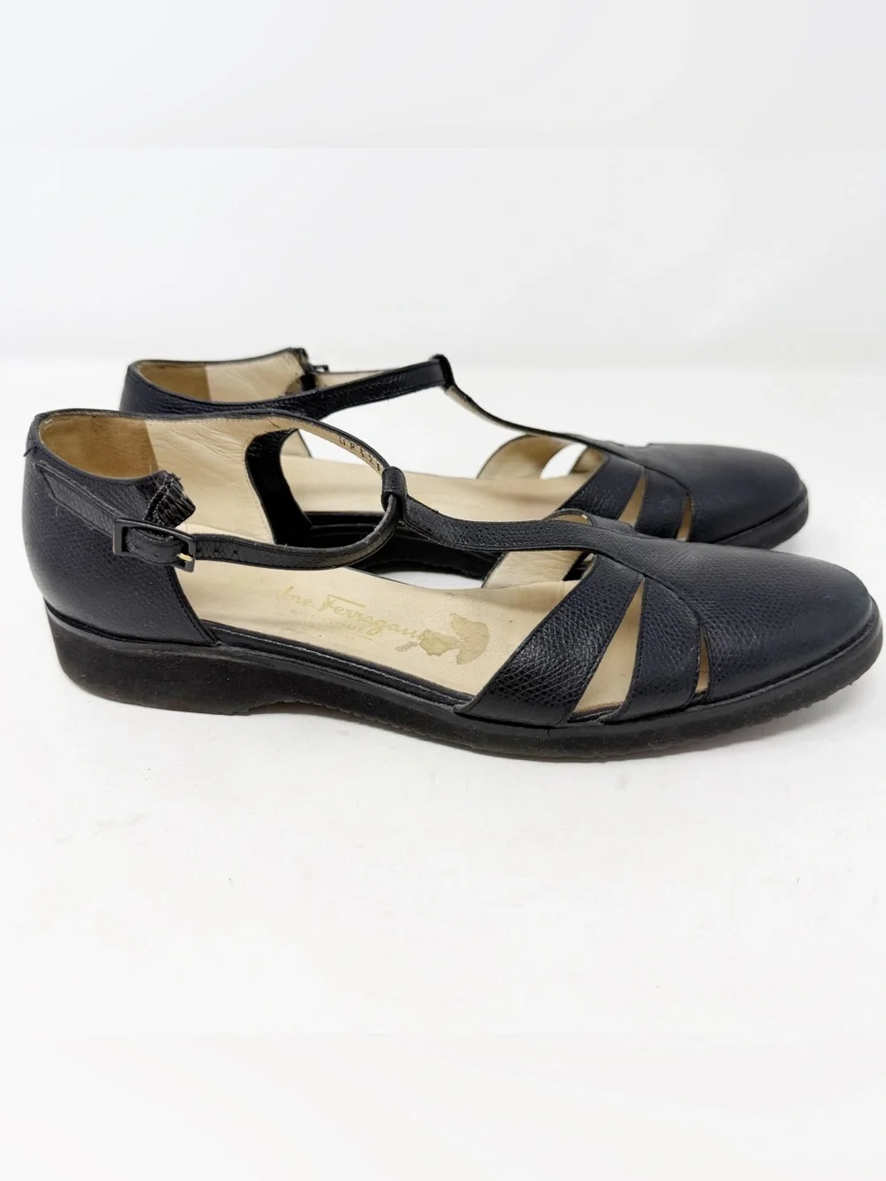 Salvatore Ferragamo T-Strap Wedge Sandals Black Pebbled Leather 6.5 B Designer